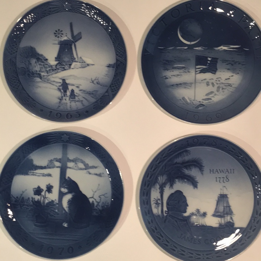 Royal Copenhagen 7 1/2" Collectible Porcelain